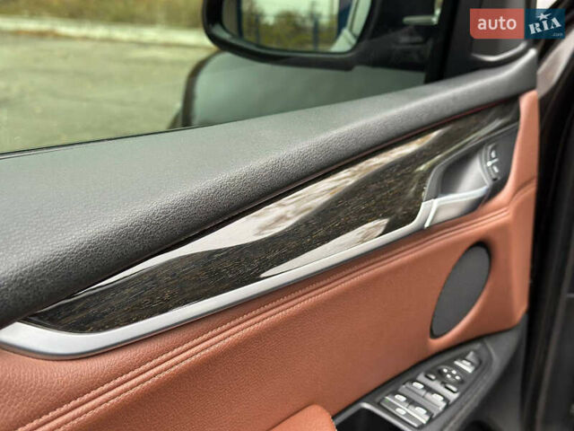 Коричневий БМВ Х5, об'ємом двигуна 2.99 л та пробігом 208 тис. км за 27000 $, фото 23 на Automoto.ua