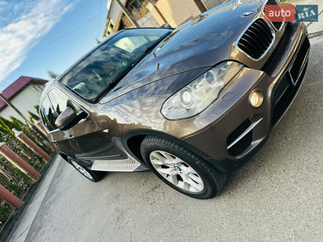 Коричневый БМВ Х5, объемом двигателя 3 л и пробегом 227 тыс. км за 15700 $, фото 106 на Automoto.ua