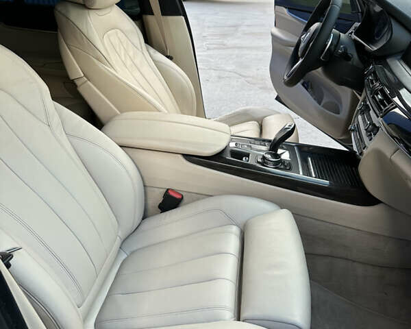 БМВ Х5 2013 в Львове на Automoto.ua Коричневый БМВ Х5, объемом двигателя 2.99 л и пробегом 170 тыс. км за 29500 $, фото 15 на Automoto.ua