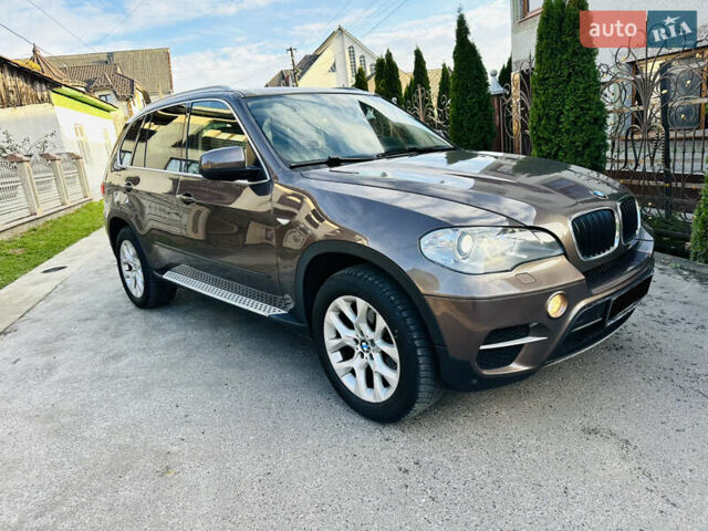 Коричневый БМВ Х5, объемом двигателя 3 л и пробегом 227 тыс. км за 15700 $, фото 117 на Automoto.ua