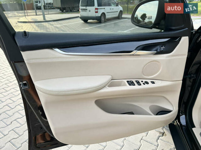 Коричневий БМВ Х5, об'ємом двигуна 2.99 л та пробігом 175 тис. км за 31600 $, фото 58 на Automoto.ua