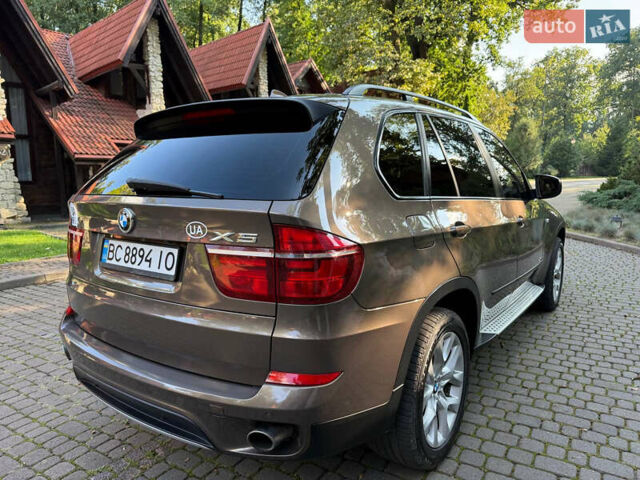 Коричневый БМВ Х5, объемом двигателя 2.98 л и пробегом 189 тыс. км за 15500 $, фото 5 на Automoto.ua