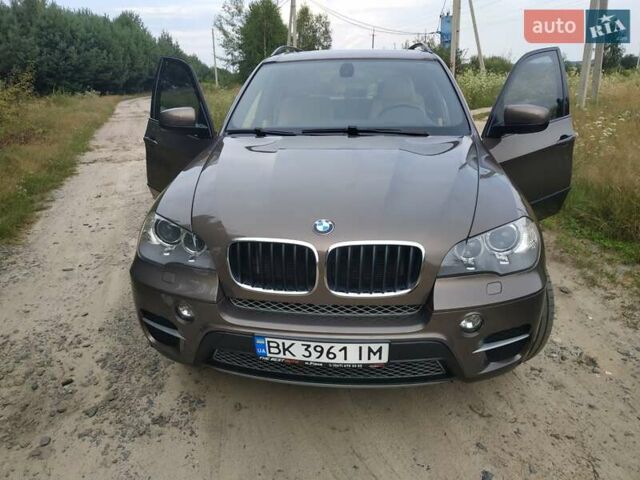 Коричневый БМВ Х5, объемом двигателя 2.98 л и пробегом 120 тыс. км за 16000 $, фото 5 на Automoto.ua