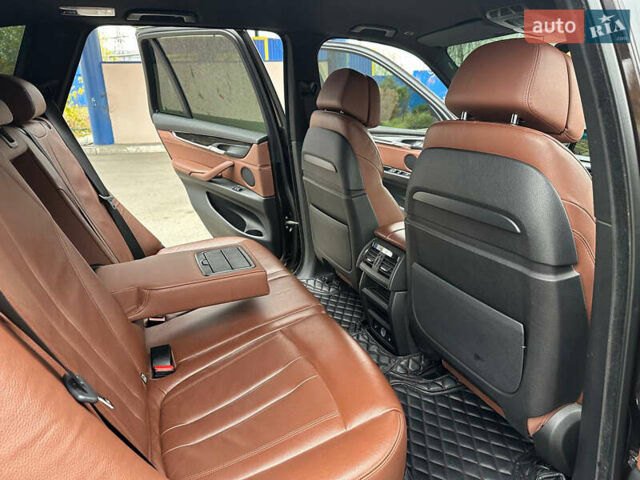 Коричневий БМВ Х5, об'ємом двигуна 2.99 л та пробігом 208 тис. км за 27000 $, фото 25 на Automoto.ua