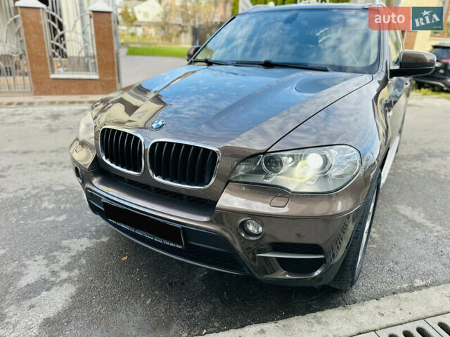 Коричневый БМВ Х5, объемом двигателя 3 л и пробегом 227 тыс. км за 15700 $, фото 97 на Automoto.ua