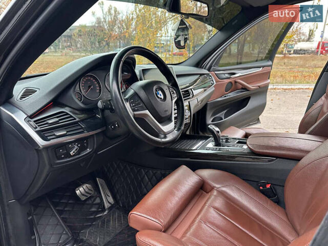 Коричневий БМВ Х5, об'ємом двигуна 2.99 л та пробігом 208 тис. км за 27000 $, фото 17 на Automoto.ua
