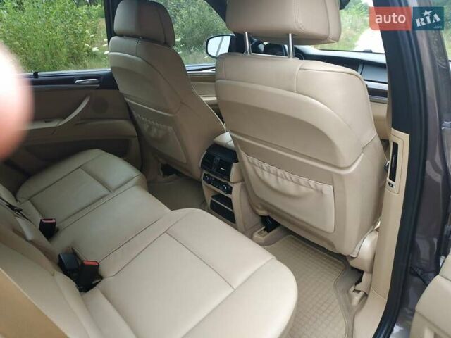 Коричневый БМВ Х5, объемом двигателя 2.98 л и пробегом 120 тыс. км за 16000 $, фото 10 на Automoto.ua