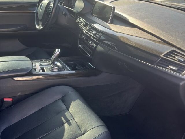 Коричневый БМВ Х5, объемом двигателя 3 л и пробегом 255 тыс. км за 18999 $, фото 7 на Automoto.ua