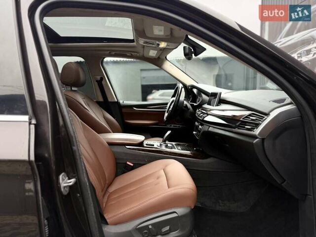 Коричневий БМВ Х5, об'ємом двигуна 3 л та пробігом 216 тис. км за 19999 $, фото 72 на Automoto.ua