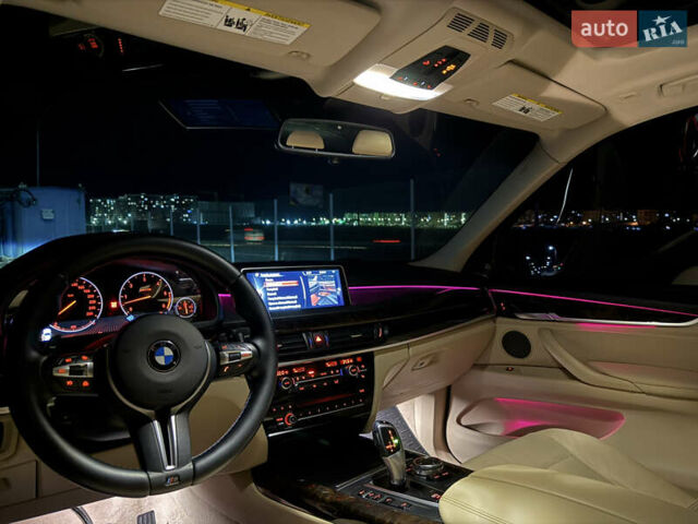 Коричневый БМВ Х5, объемом двигателя 2.99 л и пробегом 202 тыс. км за 25900 $, фото 1 на Automoto.ua