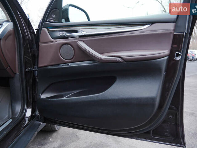Коричневый БМВ Х5, объемом двигателя 2.99 л и пробегом 320 тыс. км за 23500 $, фото 22 на Automoto.ua