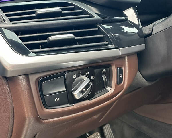 Коричневый БМВ Х5, объемом двигателя 2.99 л и пробегом 175 тыс. км за 36000 $, фото 22 на Automoto.ua