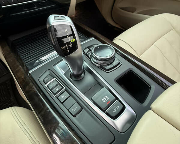 Коричневый БМВ Х5, объемом двигателя 2.99 л и пробегом 202 тыс. км за 25900 $, фото 107 на Automoto.ua