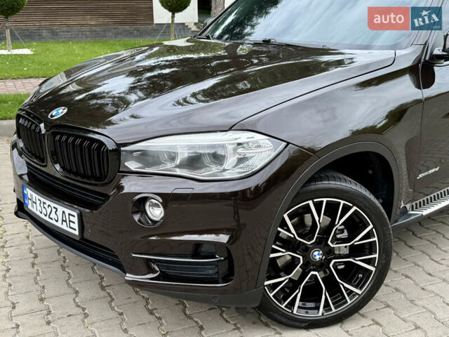 Коричневый БМВ Х5, объемом двигателя 2.99 л и пробегом 202 тыс. км за 25900 $, фото 14 на Automoto.ua