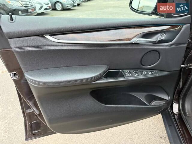 Коричневый БМВ Х5, объемом двигателя 2.98 л и пробегом 187 тыс. км за 19490 $, фото 14 на Automoto.ua