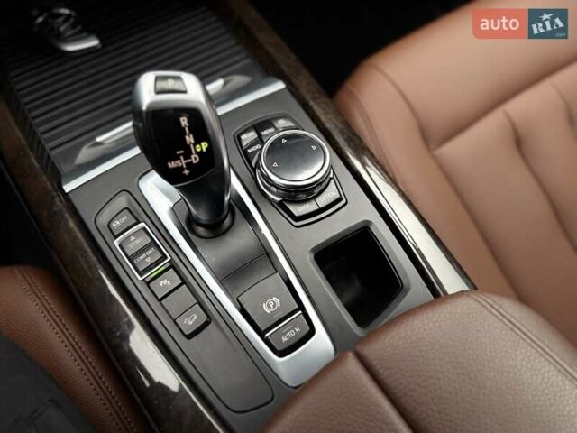 Коричневий БМВ Х5, об'ємом двигуна 3 л та пробігом 216 тис. км за 19999 $, фото 39 на Automoto.ua