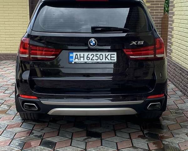 Коричневый БМВ Х5, объемом двигателя 3 л и пробегом 250 тыс. км за 38000 $, фото 2 на Automoto.ua