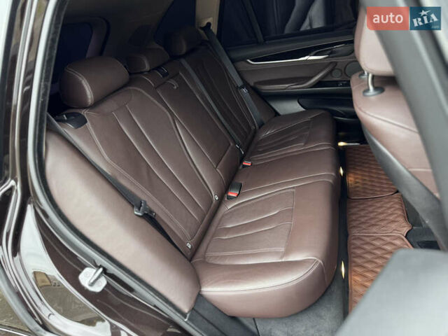 Коричневый БМВ Х5, объемом двигателя 3 л и пробегом 259 тыс. км за 33333 $, фото 40 на Automoto.ua