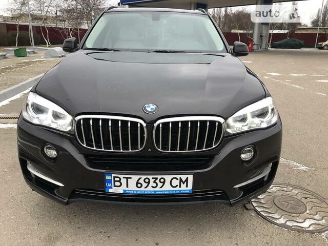 Коричневый БМВ Х5, объемом двигателя 3 л и пробегом 320 тыс. км за 20000 $, фото 2 на Automoto.ua