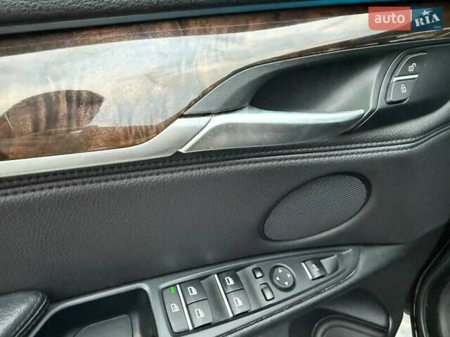 Коричневый БМВ Х5, объемом двигателя 2.98 л и пробегом 187 тыс. км за 19490 $, фото 15 на Automoto.ua