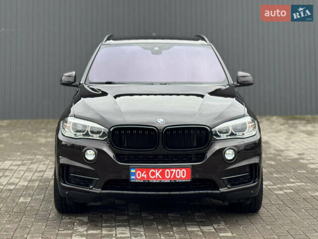 Коричневый БМВ Х5, объемом двигателя 3 л и пробегом 259 тыс. км за 33333 $, фото 3 на Automoto.ua