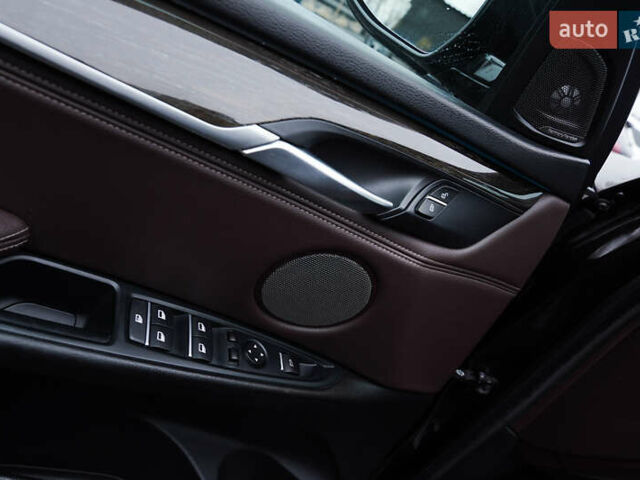 Коричневый БМВ Х5, объемом двигателя 2.99 л и пробегом 320 тыс. км за 23500 $, фото 13 на Automoto.ua