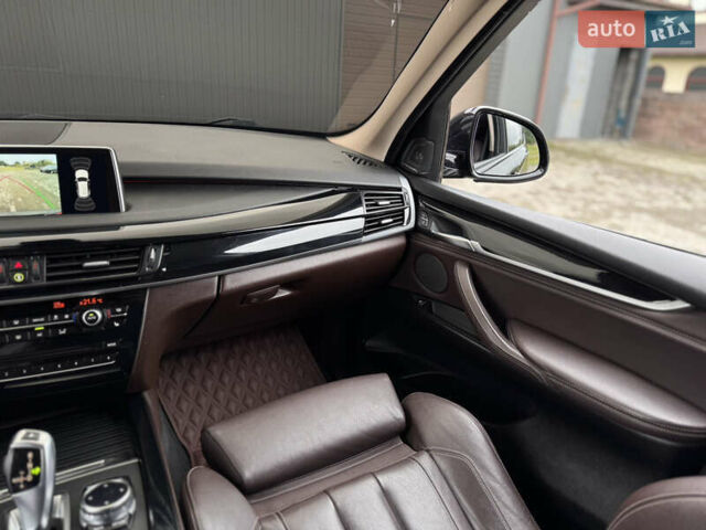 Коричневый БМВ Х5, объемом двигателя 3 л и пробегом 259 тыс. км за 33333 $, фото 28 на Automoto.ua