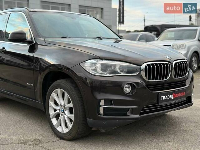 Коричневый БМВ Х5, объемом двигателя 2.98 л и пробегом 187 тыс. км за 19490 $, фото 5 на Automoto.ua