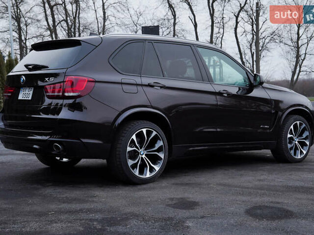 Коричневый БМВ Х5, объемом двигателя 2.99 л и пробегом 320 тыс. км за 23500 $, фото 6 на Automoto.ua
