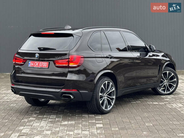 Коричневый БМВ Х5, объемом двигателя 3 л и пробегом 259 тыс. км за 33333 $, фото 11 на Automoto.ua