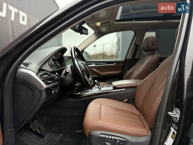 Коричневий БМВ Х5, об'ємом двигуна 3 л та пробігом 216 тис. км за 19999 $, фото 29 на Automoto.ua