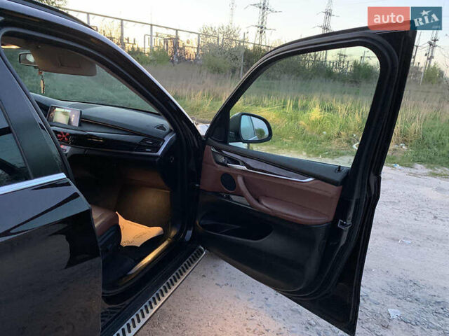 Коричневый БМВ Х5, объемом двигателя 2 л и пробегом 218 тыс. км за 23900 $, фото 92 на Automoto.ua