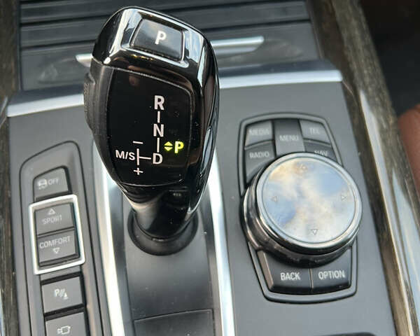 Коричневий БМВ Х5, об'ємом двигуна 2.99 л та пробігом 209 тис. км за 30900 $, фото 8 на Automoto.ua