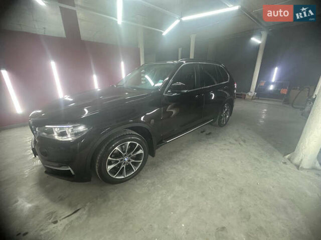 Коричневый БМВ Х5, объемом двигателя 2 л и пробегом 218 тыс. км за 23900 $, фото 107 на Automoto.ua