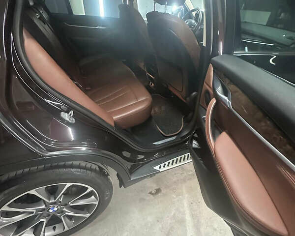Коричневый БМВ Х5, объемом двигателя 2 л и пробегом 218 тыс. км за 23900 $, фото 116 на Automoto.ua
