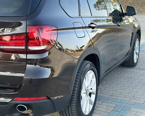 Коричневий БМВ Х5, об'ємом двигуна 2.98 л та пробігом 135 тис. км за 24000 $, фото 7 на Automoto.ua