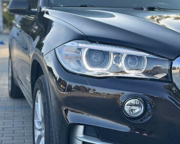 Коричневий БМВ Х5, об'ємом двигуна 2.98 л та пробігом 135 тис. км за 24000 $, фото 4 на Automoto.ua