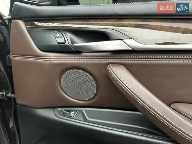 Коричневый БМВ Х5, объемом двигателя 3 л и пробегом 272 тыс. км за 24750 $, фото 73 на Automoto.ua