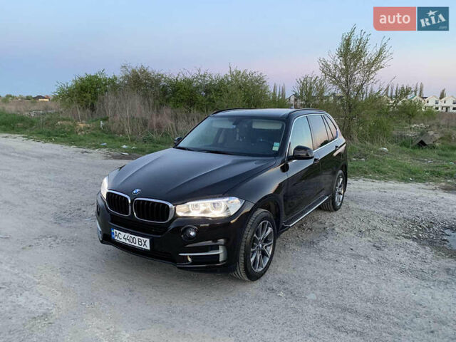 Коричневый БМВ Х5, объемом двигателя 2 л и пробегом 218 тыс. км за 23900 $, фото 7 на Automoto.ua