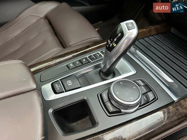 Коричневый БМВ Х5, объемом двигателя 3 л и пробегом 272 тыс. км за 24750 $, фото 67 на Automoto.ua