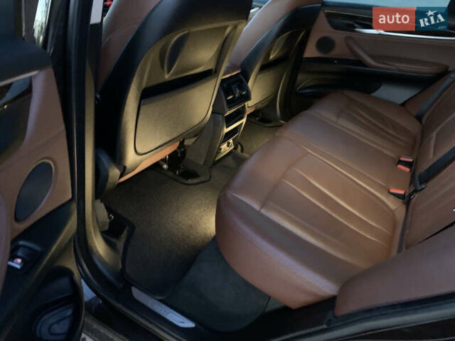 Коричневый БМВ Х5, объемом двигателя 2 л и пробегом 218 тыс. км за 23900 $, фото 79 на Automoto.ua