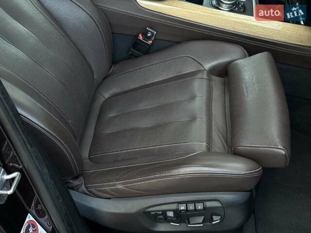 Коричневый БМВ Х5, объемом двигателя 2 л и пробегом 179 тыс. км за 28900 $, фото 89 на Automoto.ua