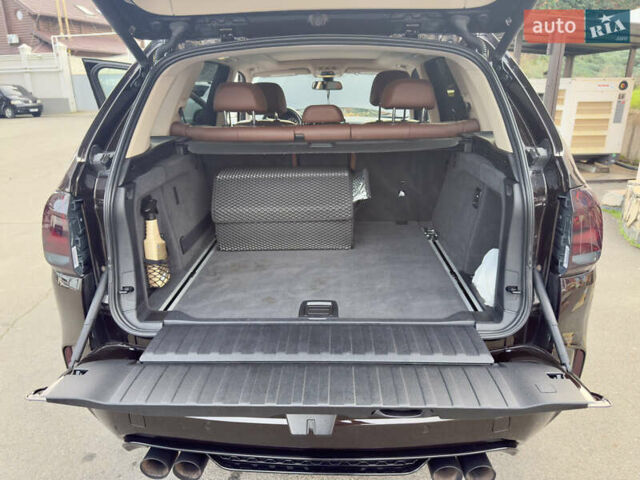 Коричневый БМВ Х5, объемом двигателя 2.98 л и пробегом 112 тыс. км за 29500 $, фото 17 на Automoto.ua