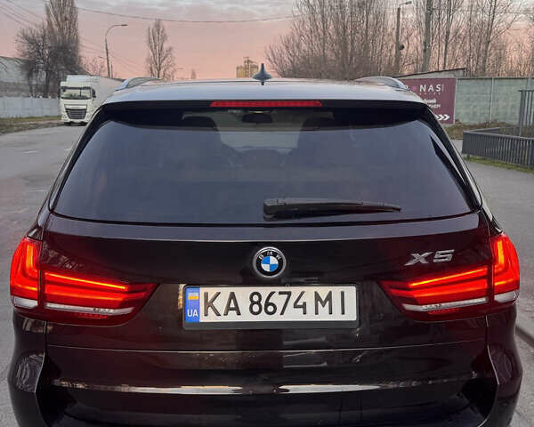 Коричневый БМВ Х5, объемом двигателя 2.98 л и пробегом 159 тыс. км за 24700 $, фото 5 на Automoto.ua