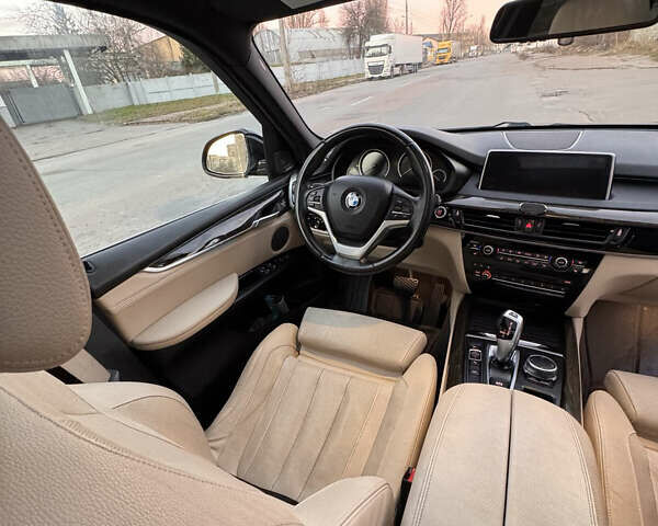 Коричневый БМВ Х5, объемом двигателя 2.98 л и пробегом 159 тыс. км за 24700 $, фото 12 на Automoto.ua