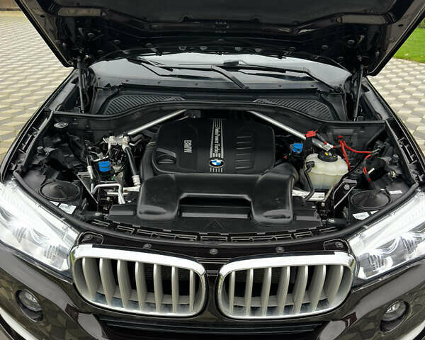 Коричневый БМВ Х5, объемом двигателя 2.99 л и пробегом 261 тыс. км за 27700 $, фото 69 на Automoto.ua