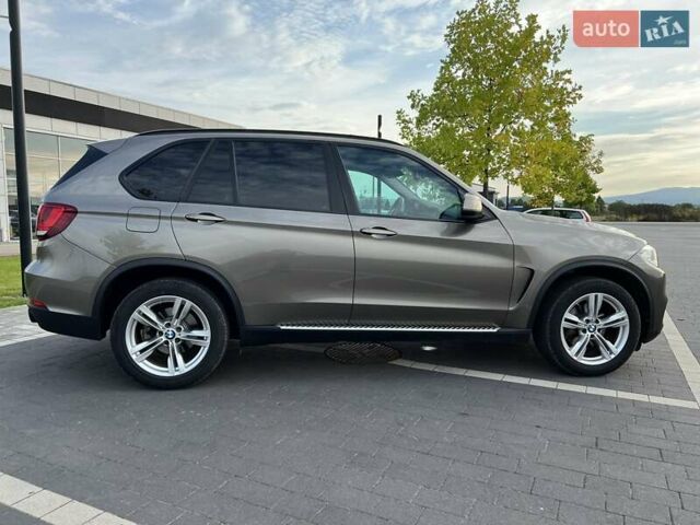 Коричневый БМВ Х5, объемом двигателя 2.99 л и пробегом 152 тыс. км за 35000 $, фото 7 на Automoto.ua