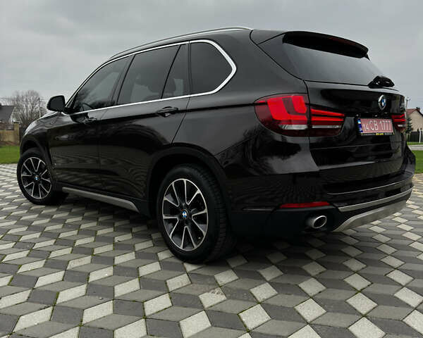 Коричневый БМВ Х5, объемом двигателя 2.99 л и пробегом 261 тыс. км за 27700 $, фото 13 на Automoto.ua