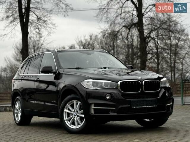 Коричневый БМВ Х5, объемом двигателя 2 л и пробегом 89 тыс. км за 34950 $, фото 1 на Automoto.ua