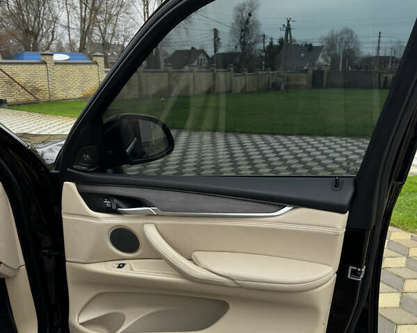 Коричневый БМВ Х5, объемом двигателя 2.99 л и пробегом 261 тыс. км за 27700 $, фото 63 на Automoto.ua